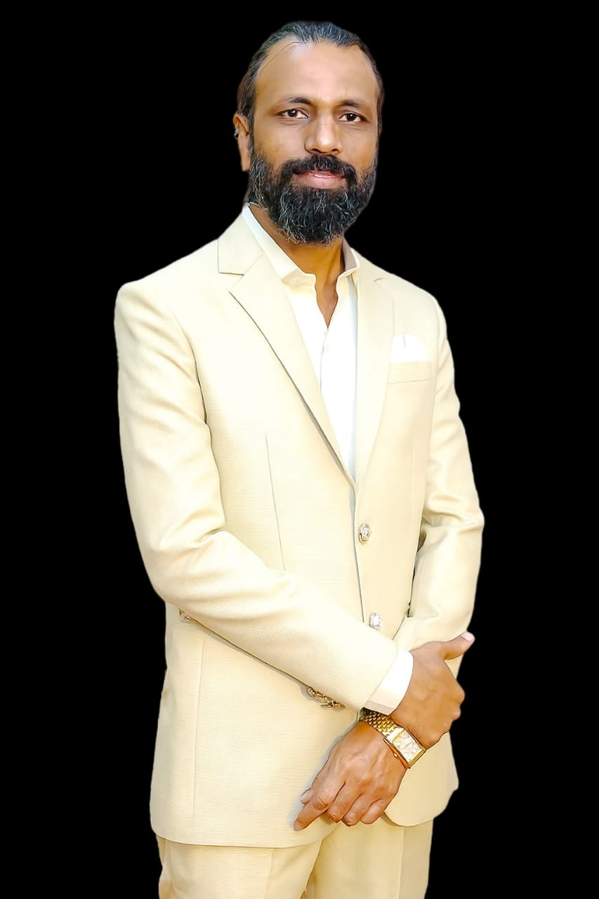 Dr. Manoj Ghanghaw (Acharya Revannath) - Founder & Director